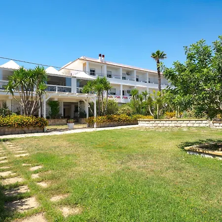 Jonio Hotel 3*