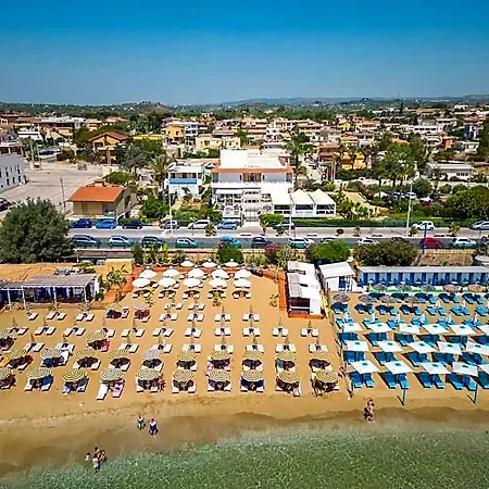 فندق Jonio Lido di Noto