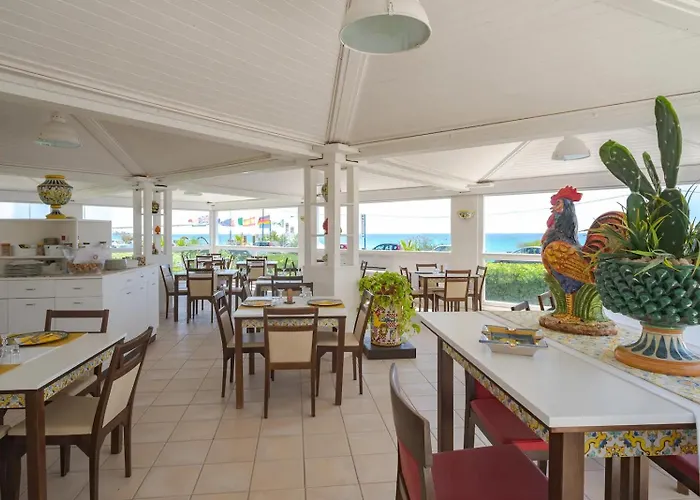 Jonio Hotel 3*